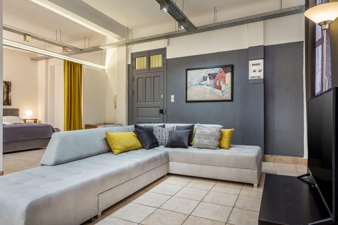 דירות אתונה Renovated Loft At The Center Of Monastiraki מראה חיצוני תמונה