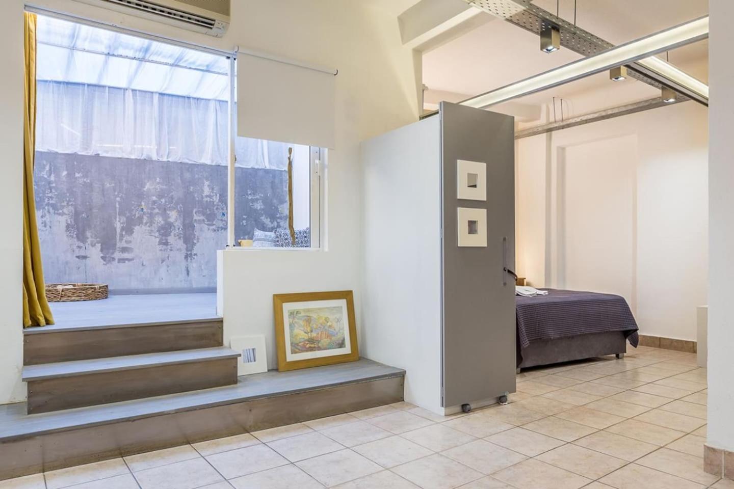 דירות אתונה Renovated Loft At The Center Of Monastiraki מראה חיצוני תמונה