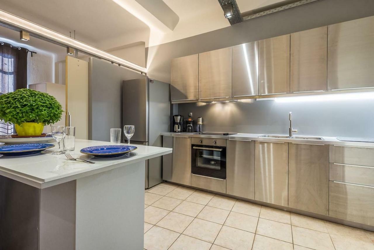 דירות אתונה Renovated Loft At The Center Of Monastiraki מראה חיצוני תמונה